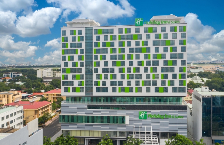 Holiday Inn & Suites Saigon Airport 5*