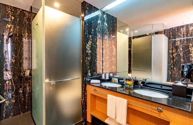 Bay Hotel Ho Chi Minh 4*
